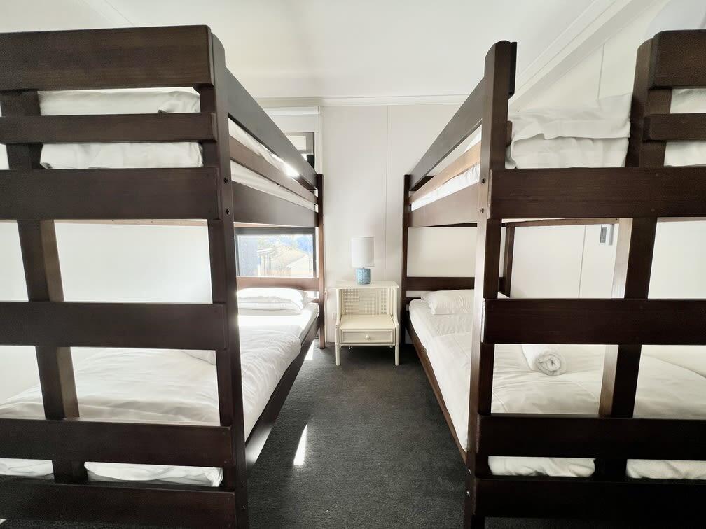 Second bedroom with bunk beds - Chalet 301